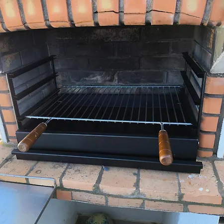 T2 Junto A Praia, Com Lencois, Toalhas, Wifi, Churrasqueira, 3ºpiso Sem Elevador