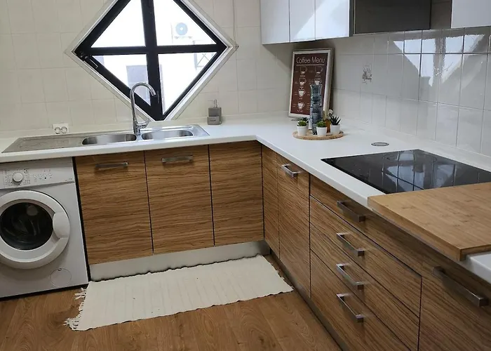 T2 Junto A Praia, Com Lencois, Toalhas, Wifi, Churrasqueira, 3ºpiso Sem Elevador * Альтура