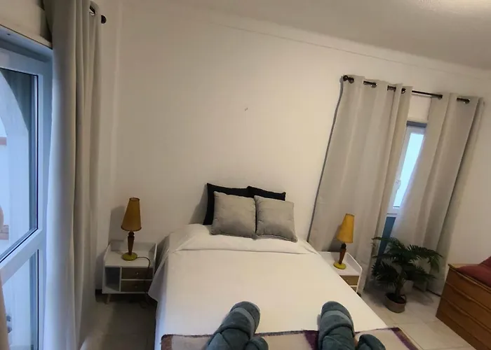 T2 Junto A Praia, Com Lencois, Toalhas, Wifi, Churrasqueira, 3ºpiso Sem Elevador * Альтура