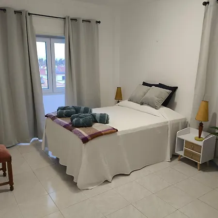 T2 Junto A Praia, Com Lencois, Toalhas, Wifi, Churrasqueira, 3ºpiso Sem Elevador Lägenhet Altura