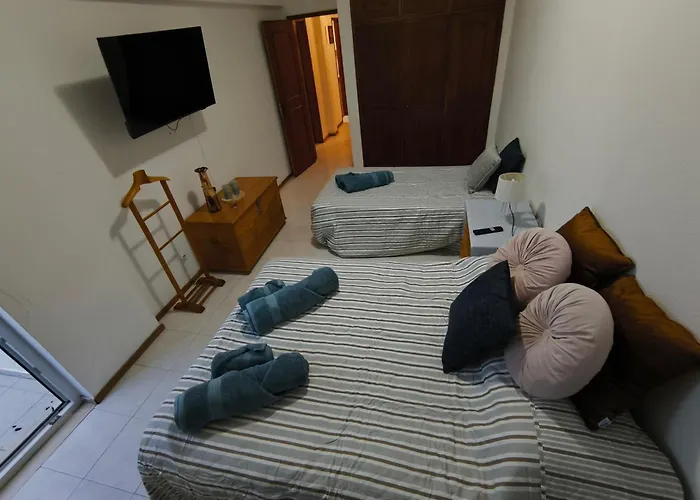 Apartment T2 Junto A Praia, Com Lencois, Toalhas, Wifi, Churrasqueira, 3ºpiso Sem Elevador *