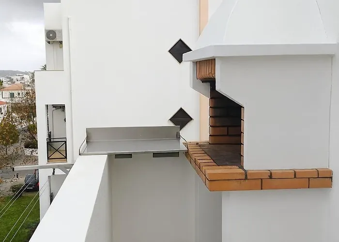 T2 Junto A Praia, Com Lencois, Toalhas, Wifi, Churrasqueira, 3ºpiso Sem Elevador Apartment *